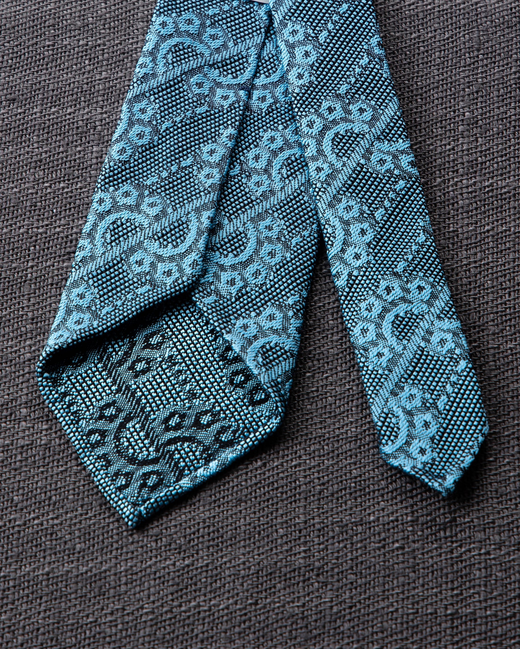 【Art】CHAIN CHAIN タイ & チーフ サックス