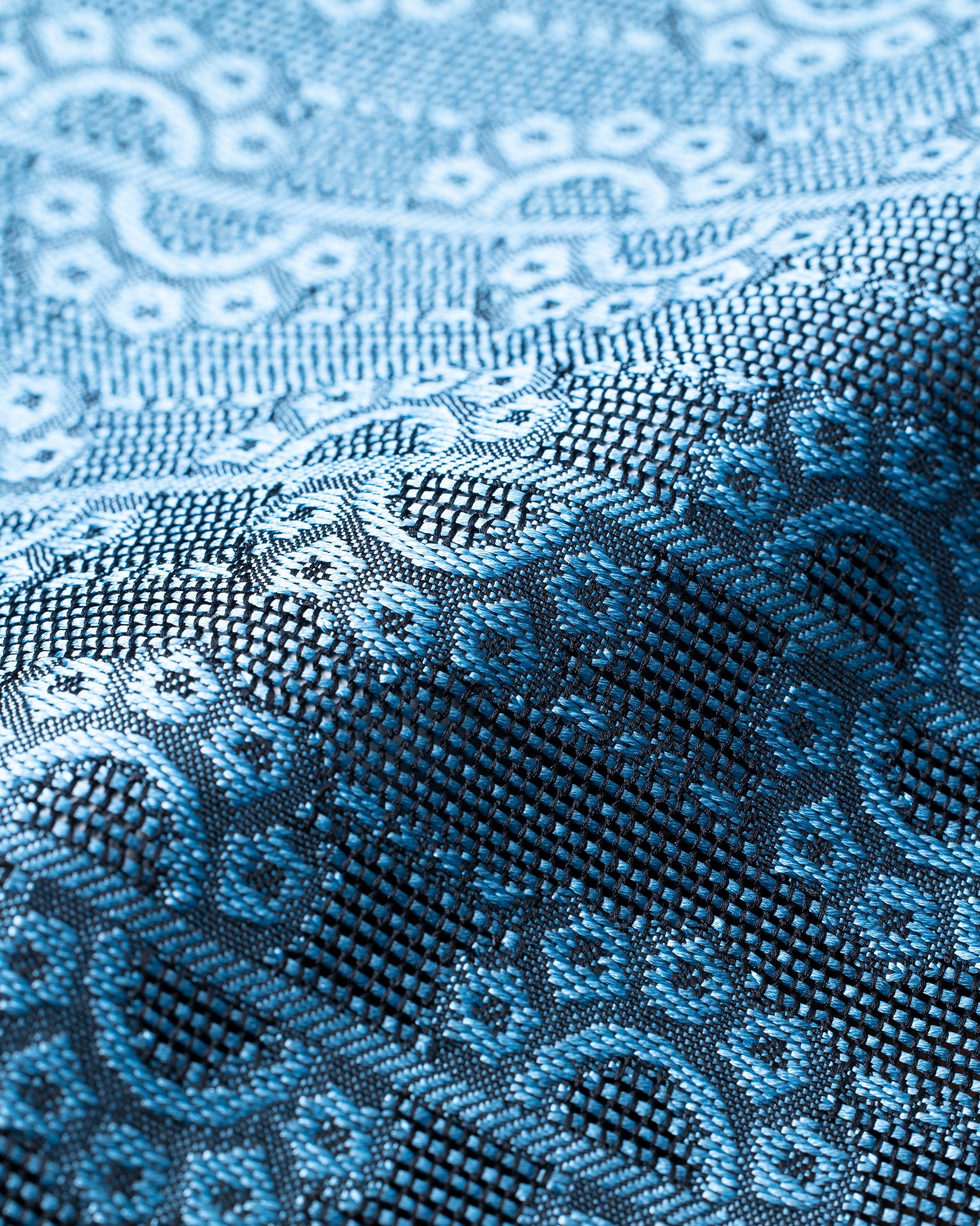 【Art】CHAIN CHAIN タイ & チーフ サックス