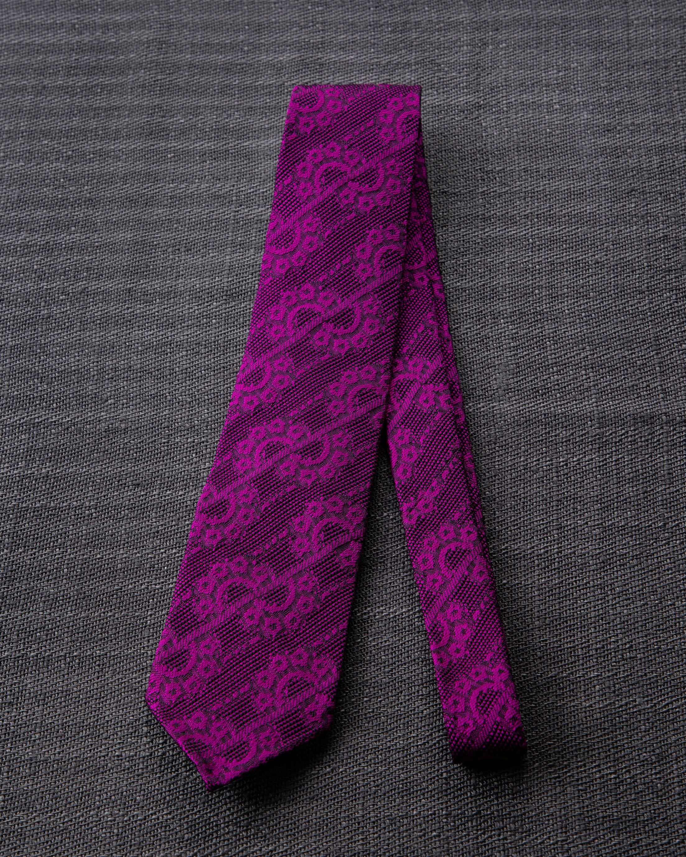 【Art】CHAIN CHAIN タイ & チーフ パープル