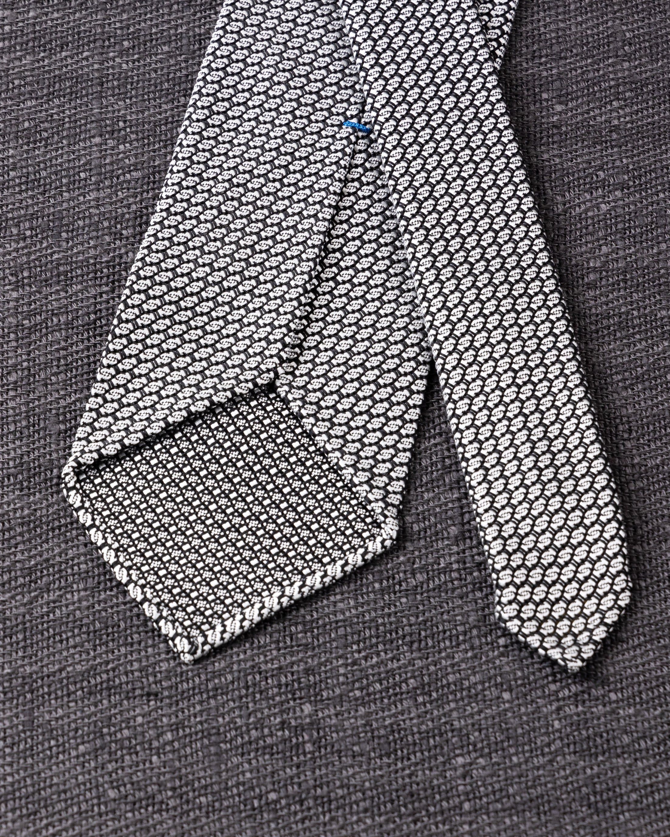 【Executive】エグゼクティブ ガルザタイ ホワイトグレー