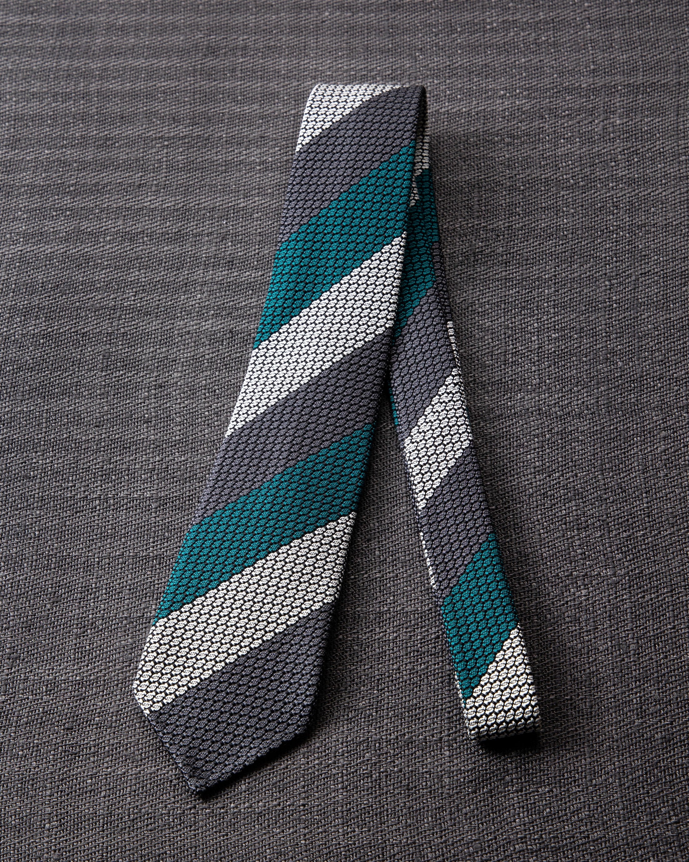 【Executive】エグゼクティブ ガルザタイ(3色) & チーフ ダークグリーン