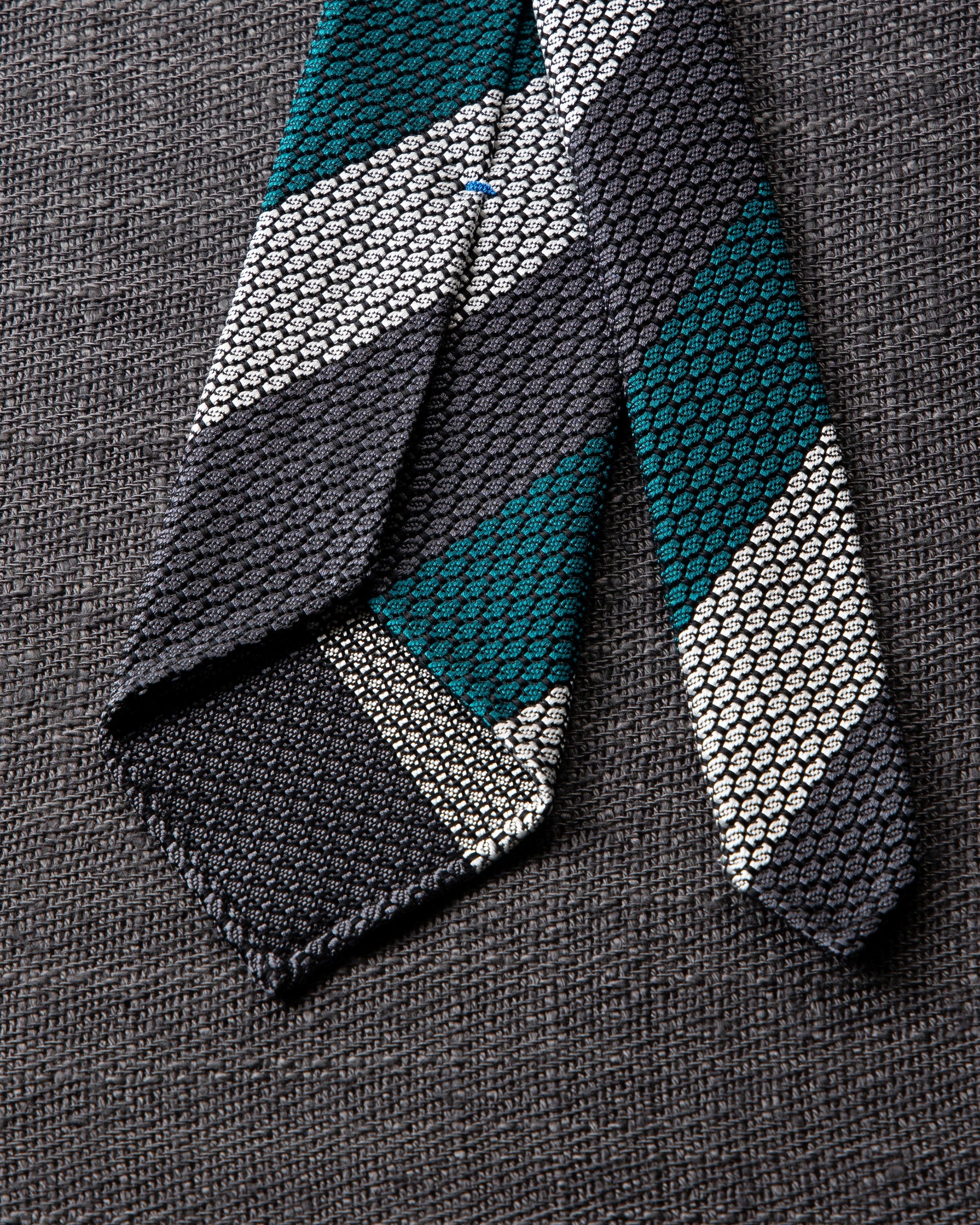 【Executive】エグゼクティブ ガルザタイ(3色) & チーフ ダークグリーン