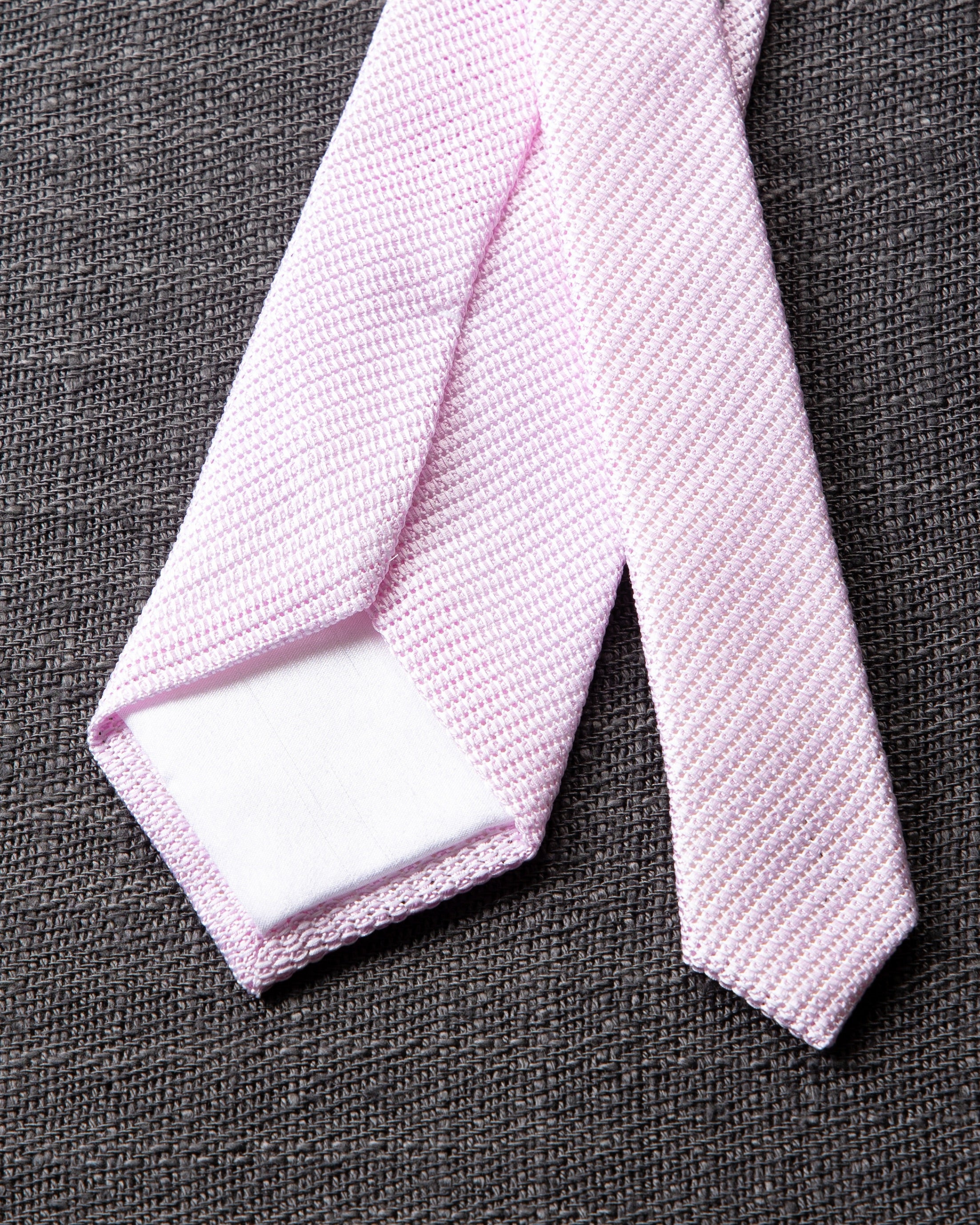 ホワイトフレスコタイ ピンク