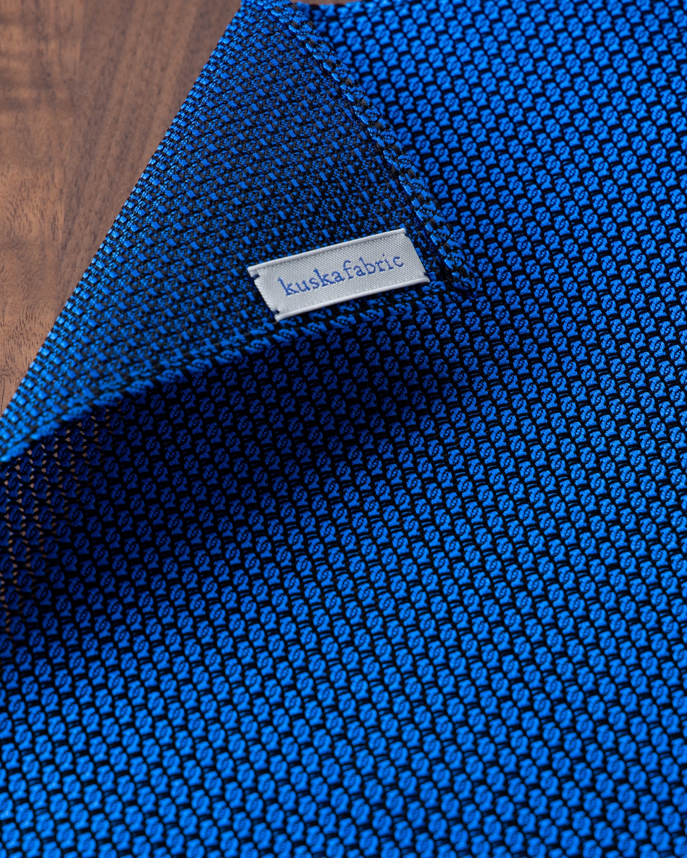 Executive Garza Tie (3 colors) & Pocket Square Tango Blue III