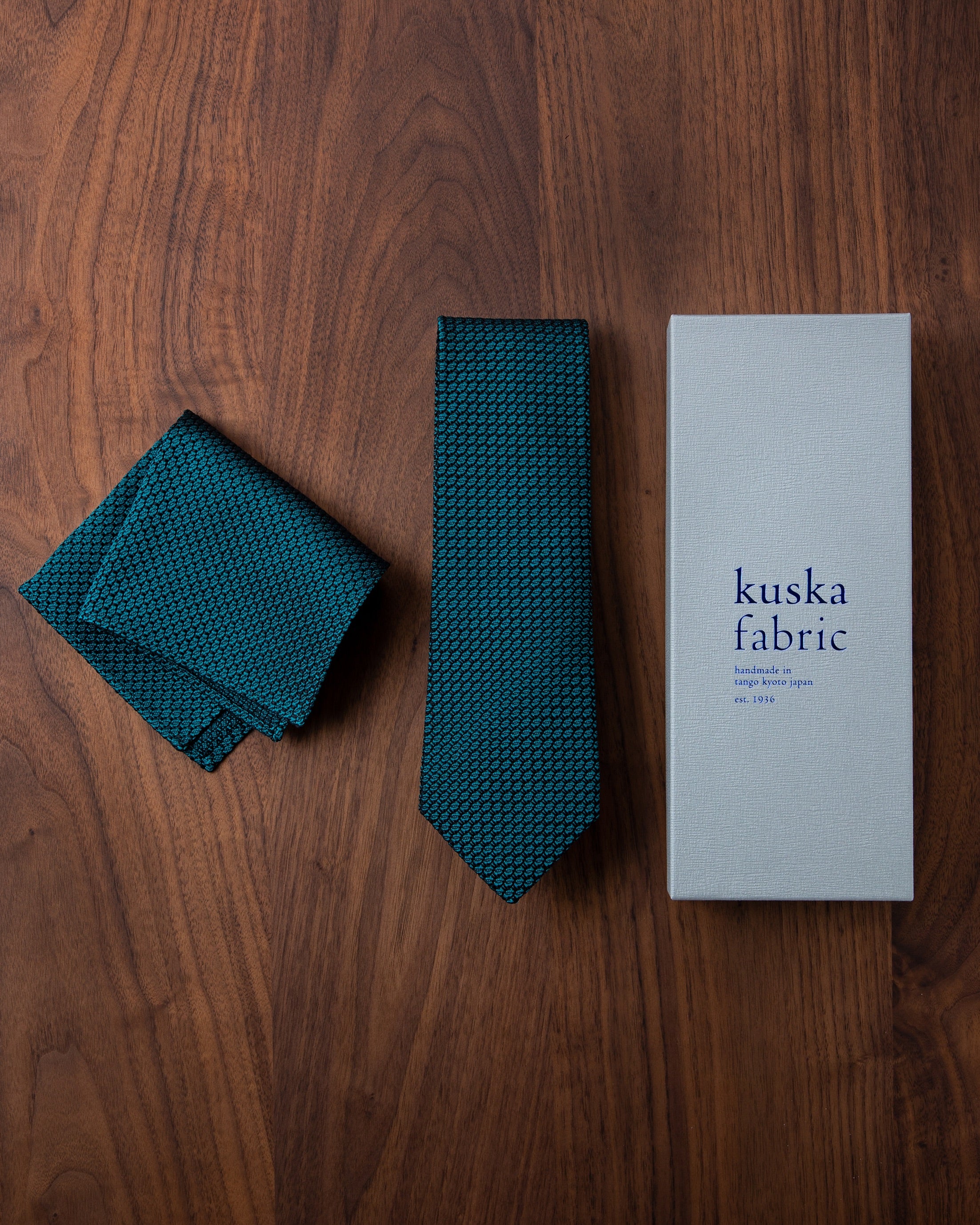 Garza Tie & Pocket Square Dark Green