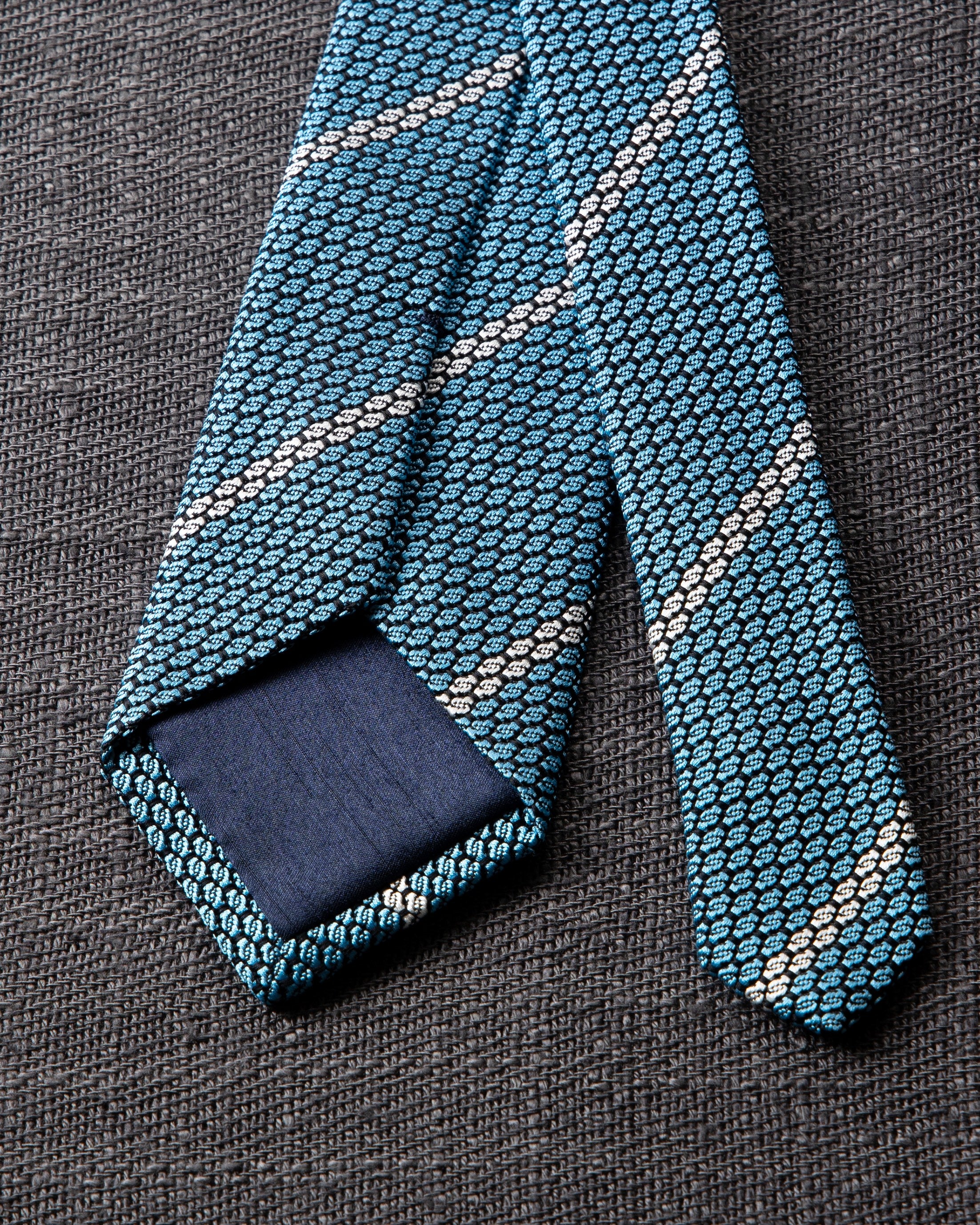 ガルザホワイトラインタイ & チーフ サックス