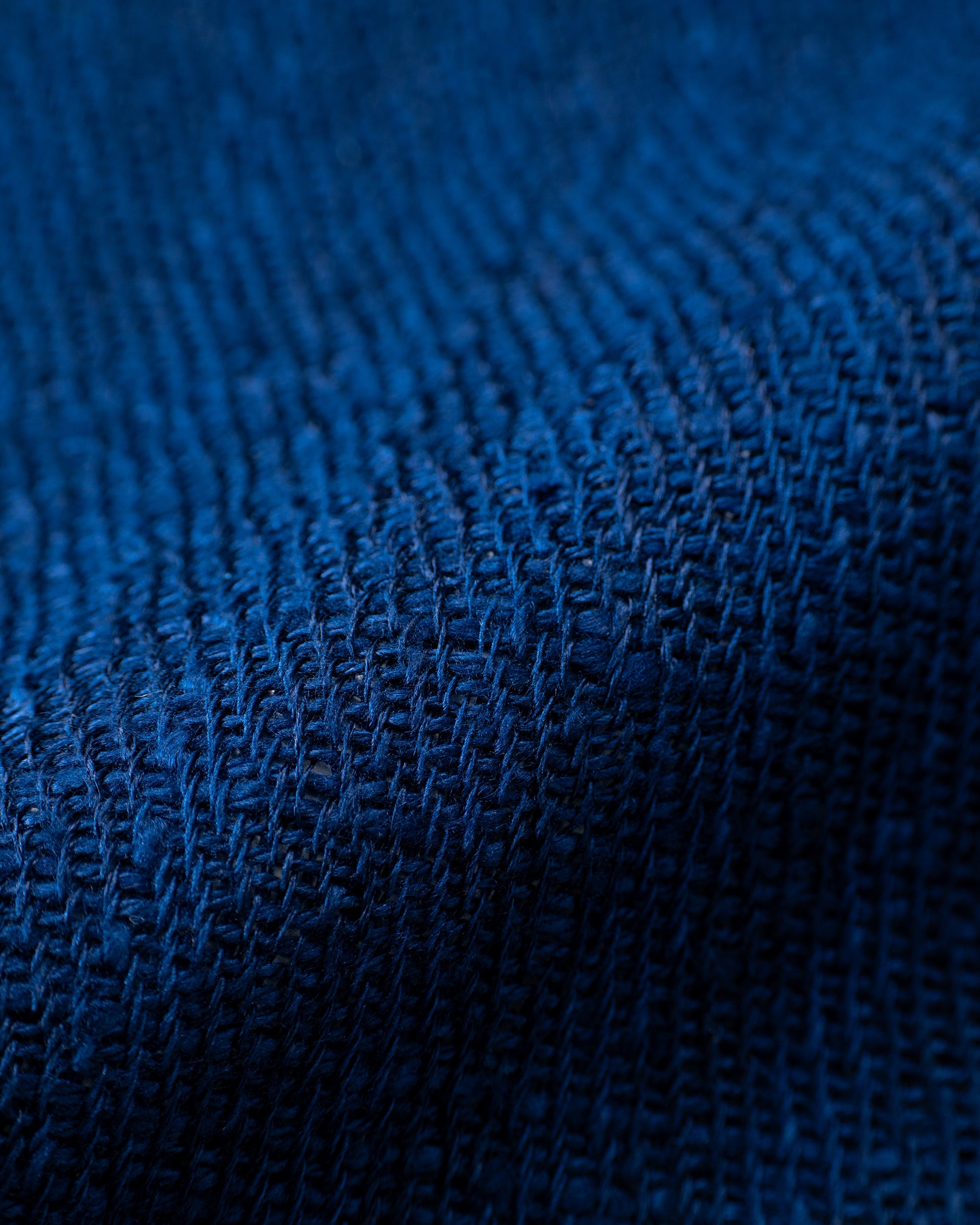 手紡ぎ真綿シルクマフラー ネイビー