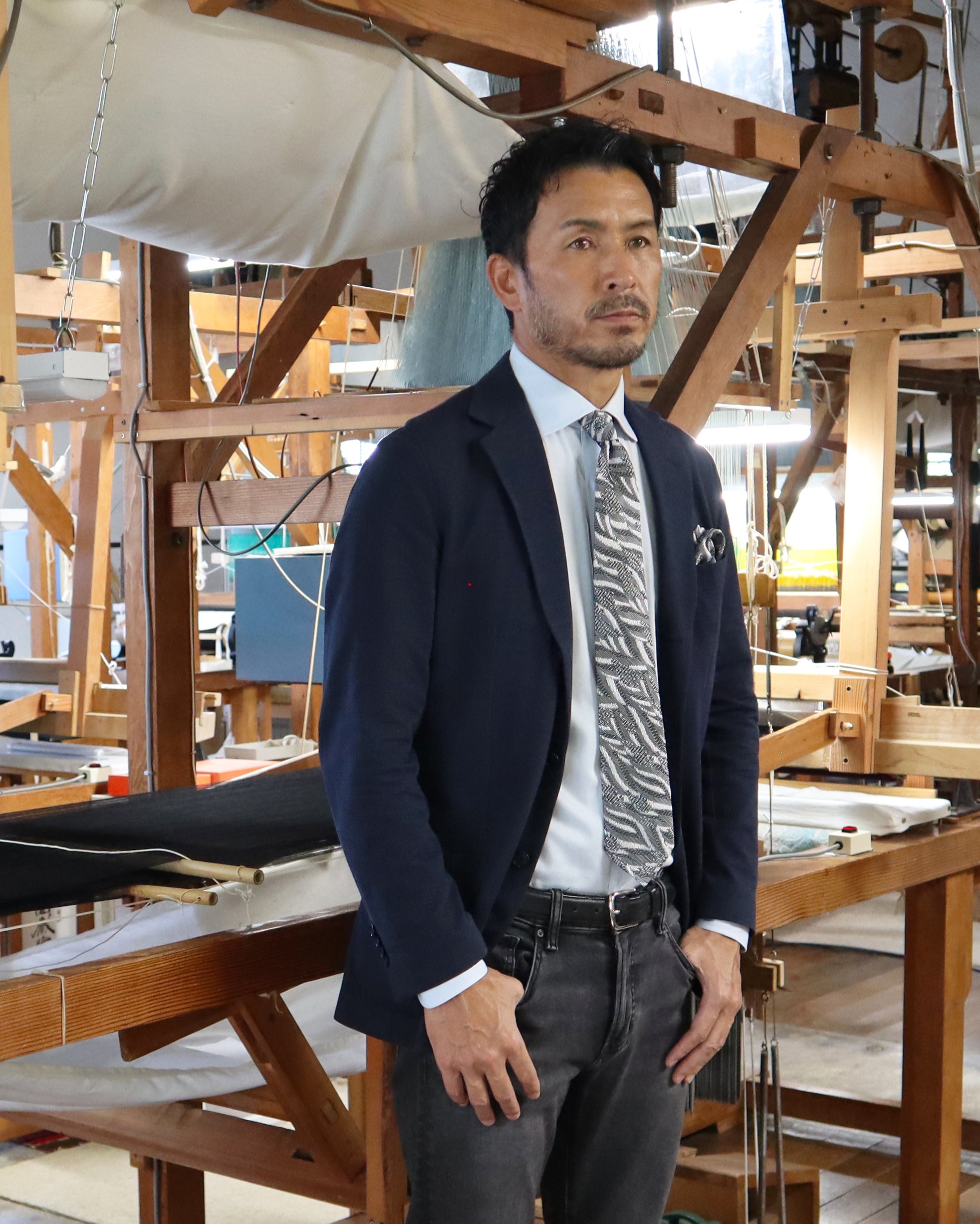 【Art】WAVE HEAD チーフ ホワイトグレー