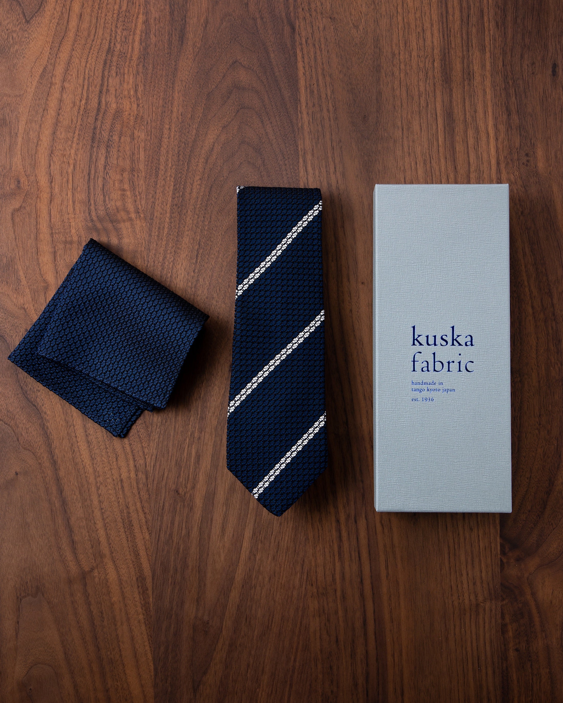 KUSUKAネクタイ ネイビー 楽天市場】kuska クスカ ラインドットタイ ネイビー ネクタイ 紺