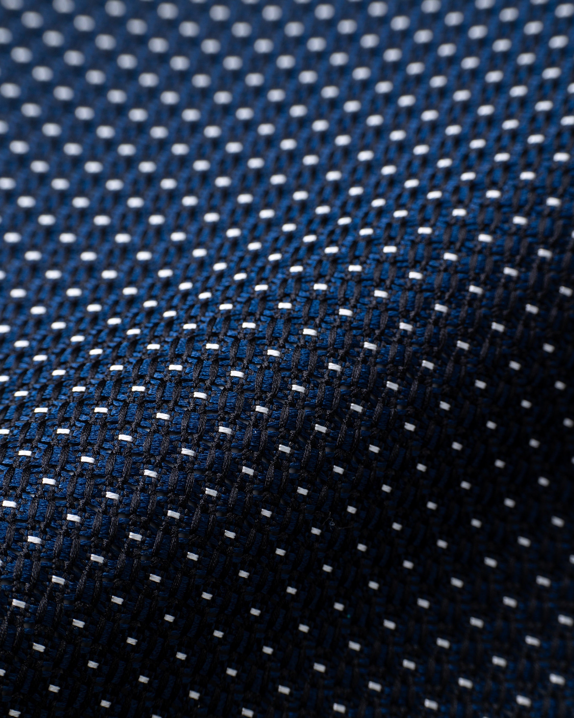 Line dot tie dark navy